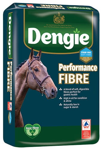 Dengie Performance Fibre 20 kg - sieczka dla koni z dodatkiem oleju rzepakowego