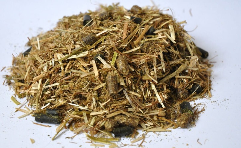 dengie-healthy-hooves-molasses-free-z-msm-20kg-sieczka-dla-koni-z-dodatkiem-biotyny (1).jpg