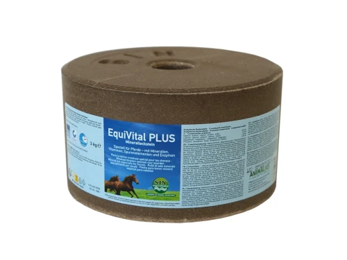 Lizawka mineralna dla koni, owiec, kóz, bydła EquiVital PLUS IMIMA 3kg
